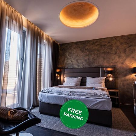 Nutrend World Hotel Olomouc Buitenkant foto