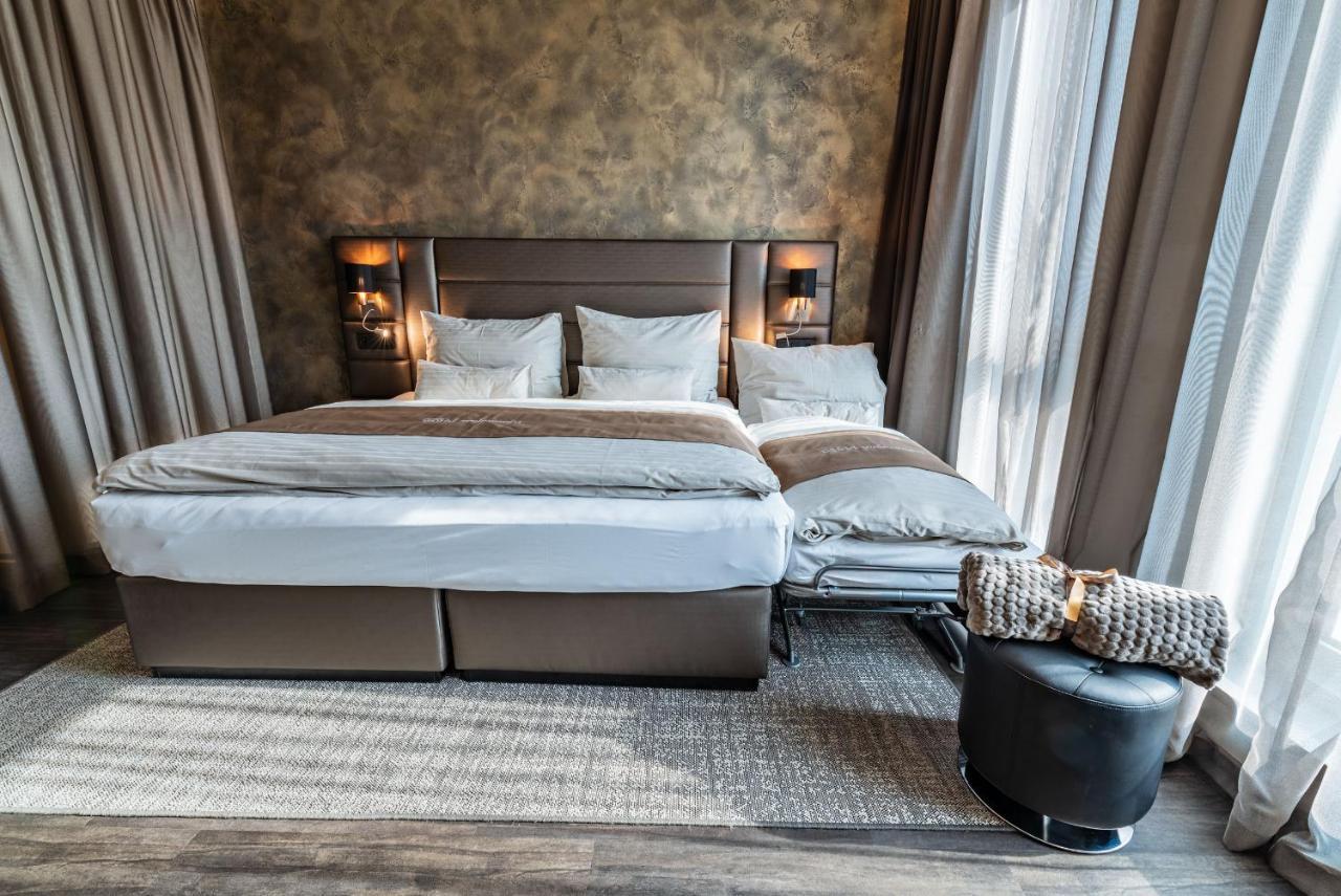Nutrend World Hotel Olomouc Buitenkant foto